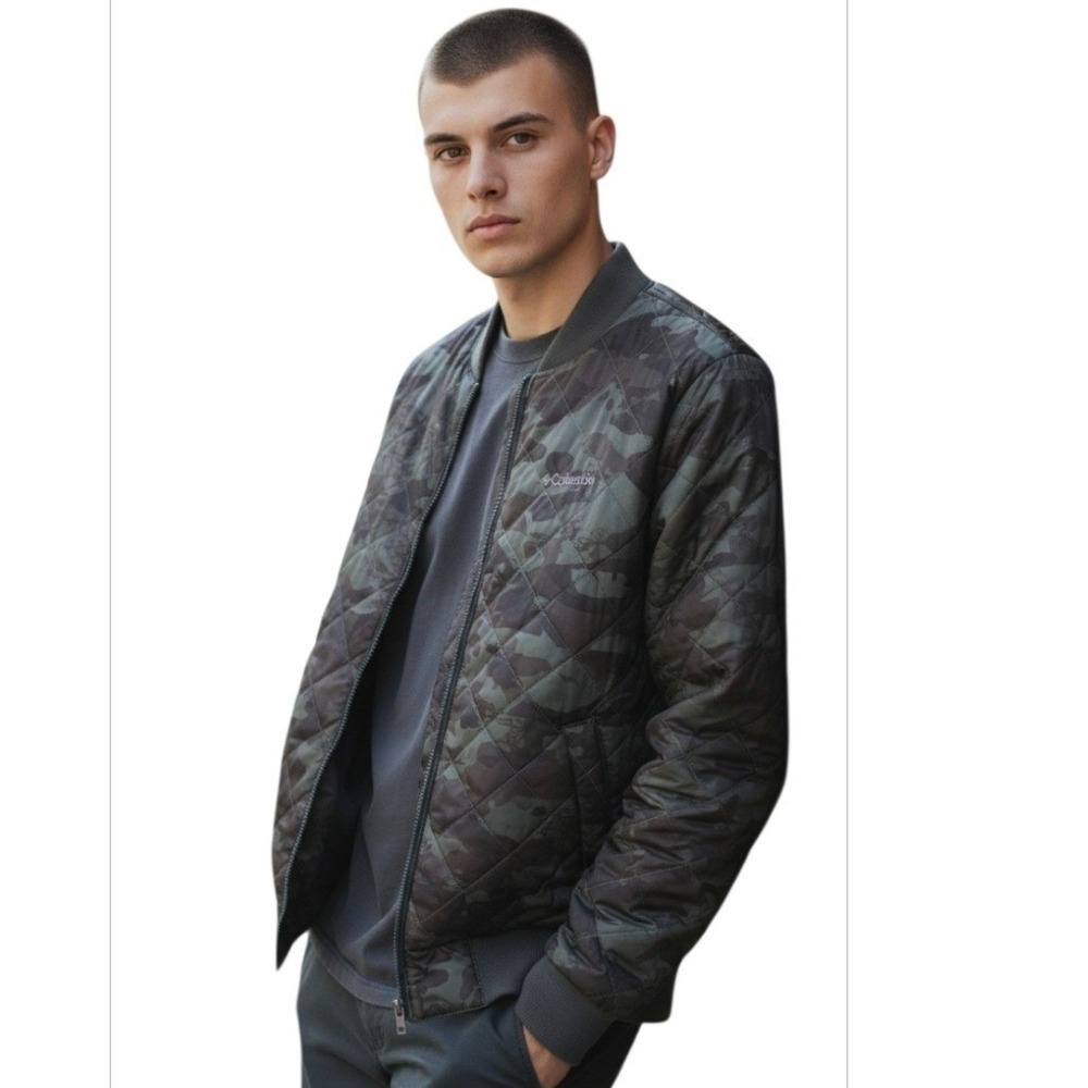 Columbia Camo Quilted Bomber Jacket Thermal Coil Insulated Men's Size S